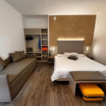Hotel Etna Caorle Extérieur photo