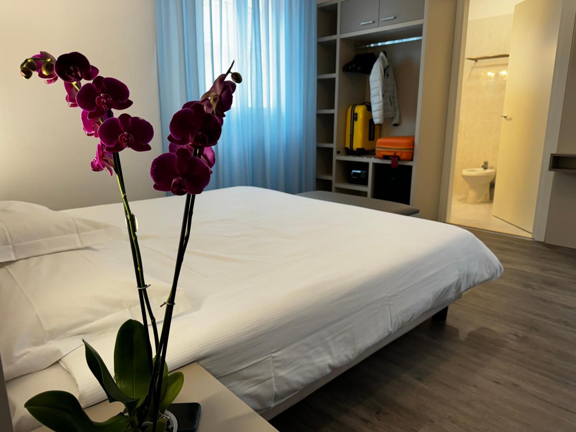 Hotel Etna Caorle Extérieur photo